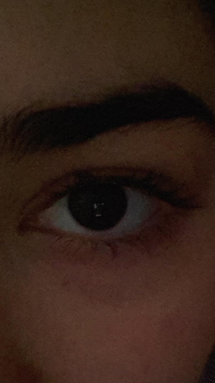 Sizce gözlerim küçük ve çekik mi 😐?