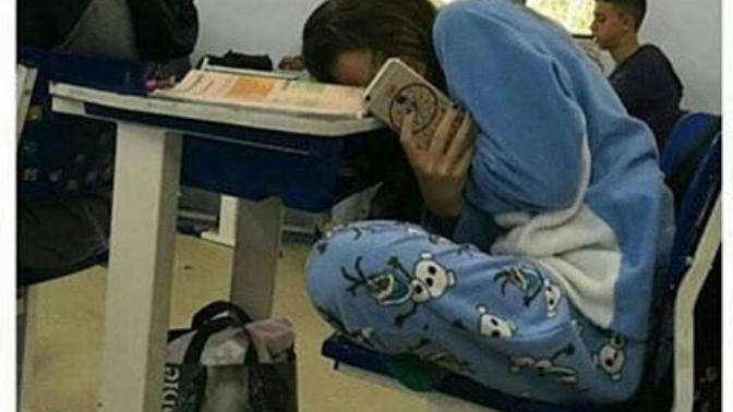 Üniversiteye pijama ile gider misiniz?