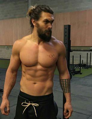 Jason Momoa Yakışıklı mı?