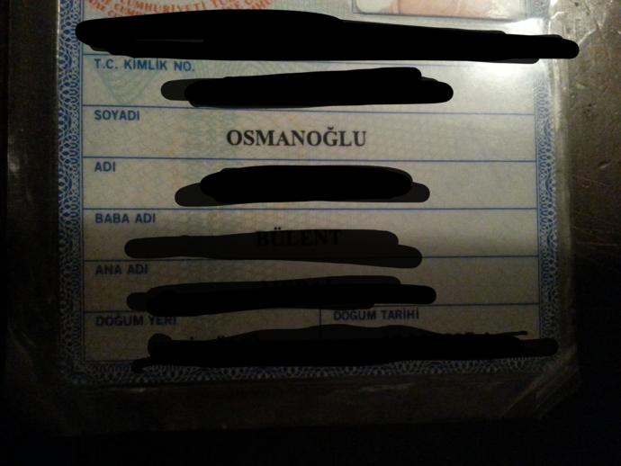 Arkadslar sımdı benım soyad osmanoglu sımdı ben hanedan soyundan bı sehzademı oluyorum lutfen yardım resımlı?