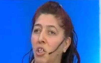Bu kadın evli , ikide sevgilisi vardı , sevgilisi aşkından diğer sevgilisini öldürdü düşünceniz nedir?