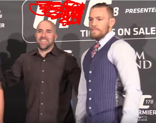 Sizce bu adam (The Notorious One Conor McGregor) yakışıklı mı?