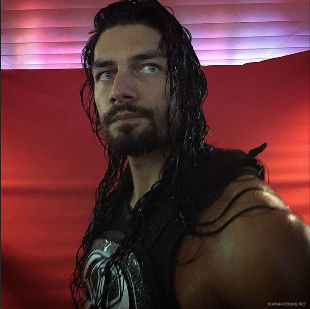 Sizce bu adam (Roman Reigns) Yakışıklı mı?