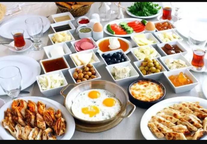 Günaydin yurdumun guzel insanlari en sevdiginiz kahvaltiliklar neler?