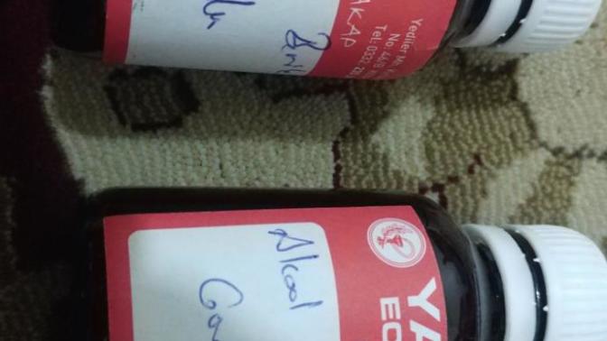 Annemde kulak mantarı çıktı ve kulak zarı delinmiş acil yardım?