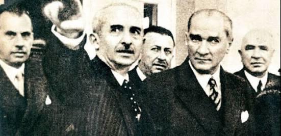 Atatürk'ün en sevdiğiniz fotoğrafları hangileri?