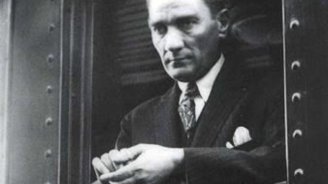 Atatürk'ün en sevdiğiniz fotoğrafları hangileri?