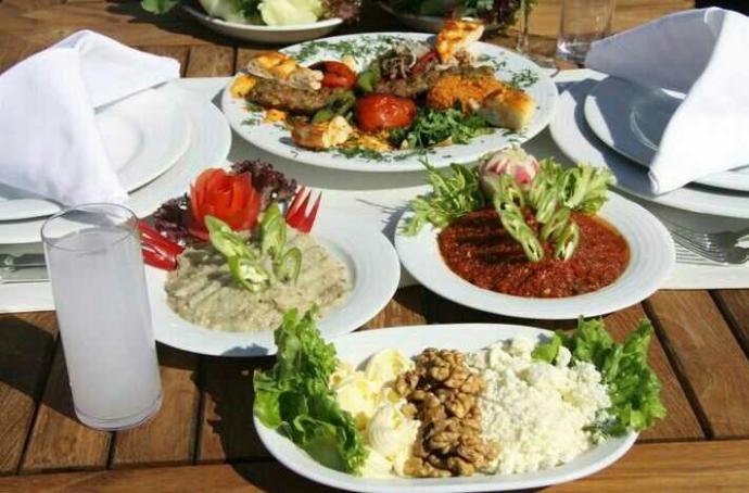 rakı balık mı midye bira mi??
