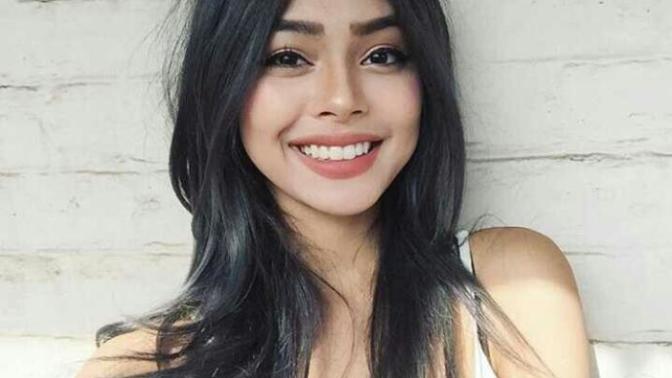 Lily Maymac Mı Barbara Palvin Mi? (resimli)?