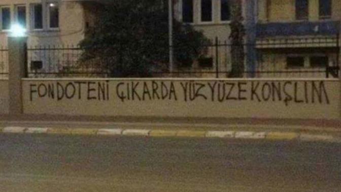 Biri size "Makyajını sil de yüz yüze konuşalım" dese ne cevap verirdiniz?