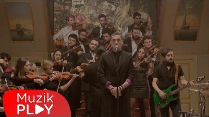 "Her şey dünyaya ait , ben ona aitim" dediğiniz biri var mı hayatınızda?