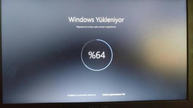Laptopun Güncellemeyi Yarıda Kesmesi?