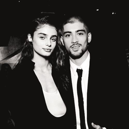 Zigi Mi, Zaylor Mı?
