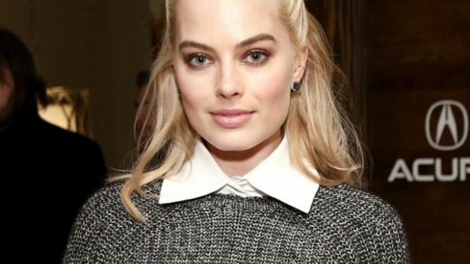 Scarlett Johansson mi Margot Robbie mı?