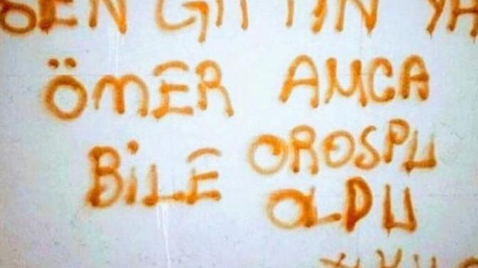 Begendiginiz duvar yazilari  var mı  atarmisiniz bence Cok iyi mesajlar veiyor?