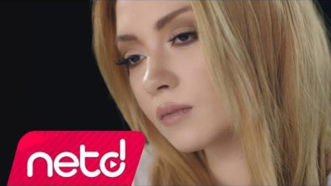 Gözünün içine bakınca kendinizi kaybettiğiniz biri var mı?