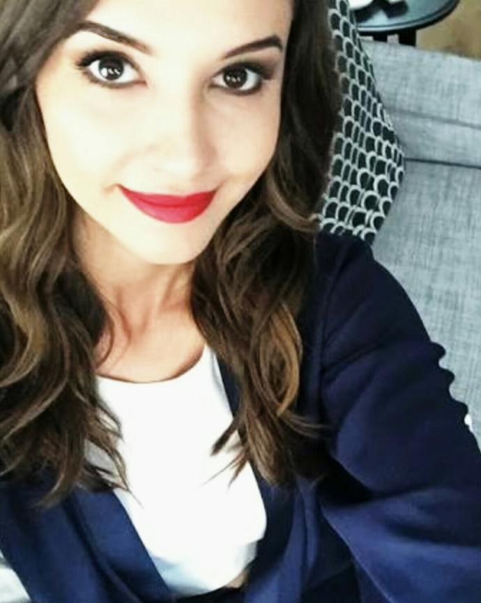 Merve Boluğur 😍 mu Leyla Lydia Tuğutlu 😘 mu ?