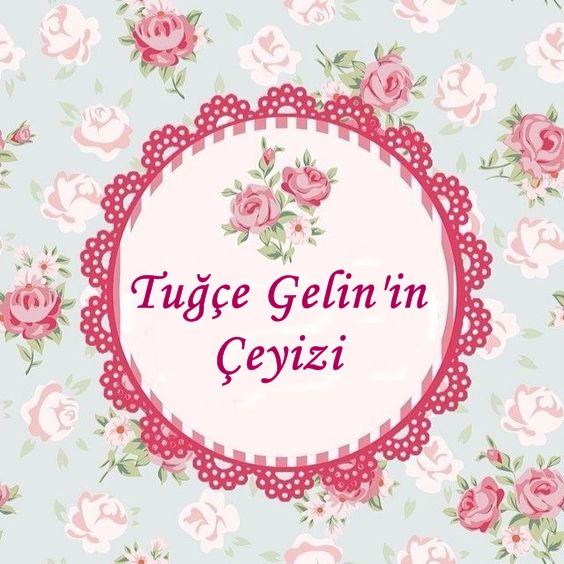 sizce kırmızı kurdele yanında hangisi daha uyumlu durur ? 