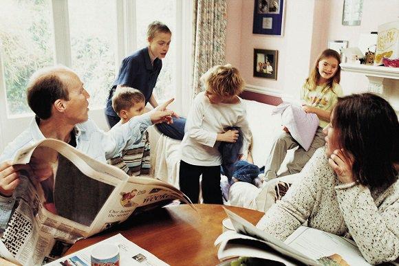 Sizce aile içi iletişimsizlik en çok neyden kaynaklanır?