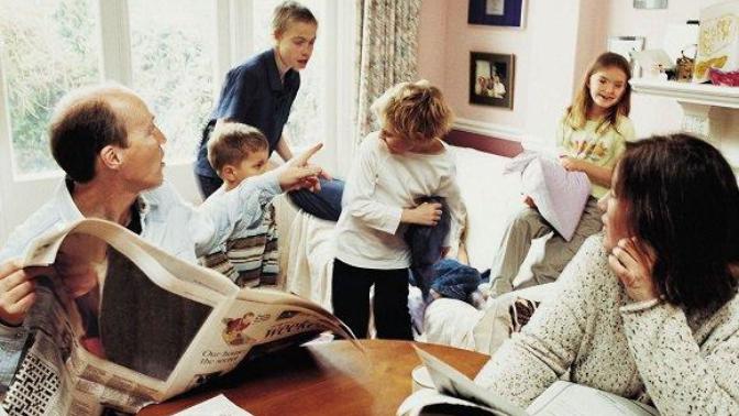 Sizce aile içi iletişimsizlik en çok neyden kaynaklanır?