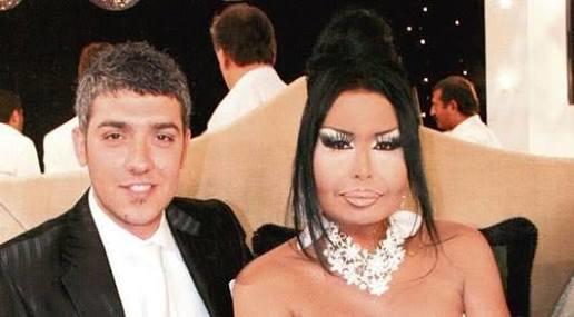 Sabah Sabah Aklıma Bu Soru Geldi , Bülent Ersoy Evlendiğinde Adamlarla seks Yaptımı Yapıyormu?