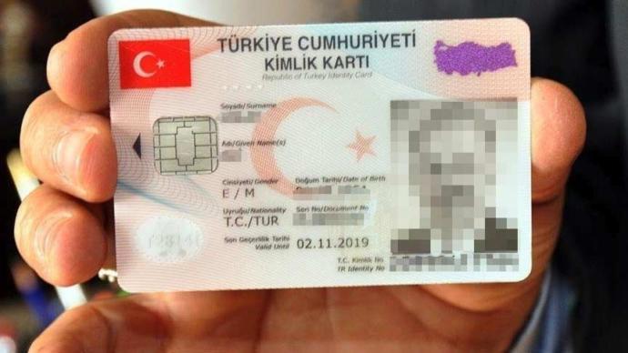 Benim yeni kimlik kargoya verilmiste kargoda dagiticiya verildi diyo kaç gunde gelir bu dagitici?