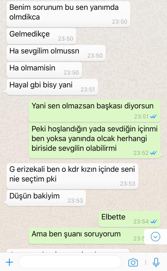 Eski sevgilimle geri barıştık konuşmalarımızı attım bakarmısınız?