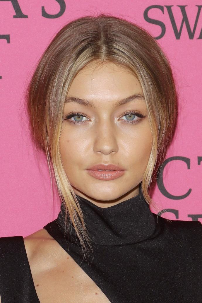 Gigi Hadid Mi, Kendall Jenner Mı?