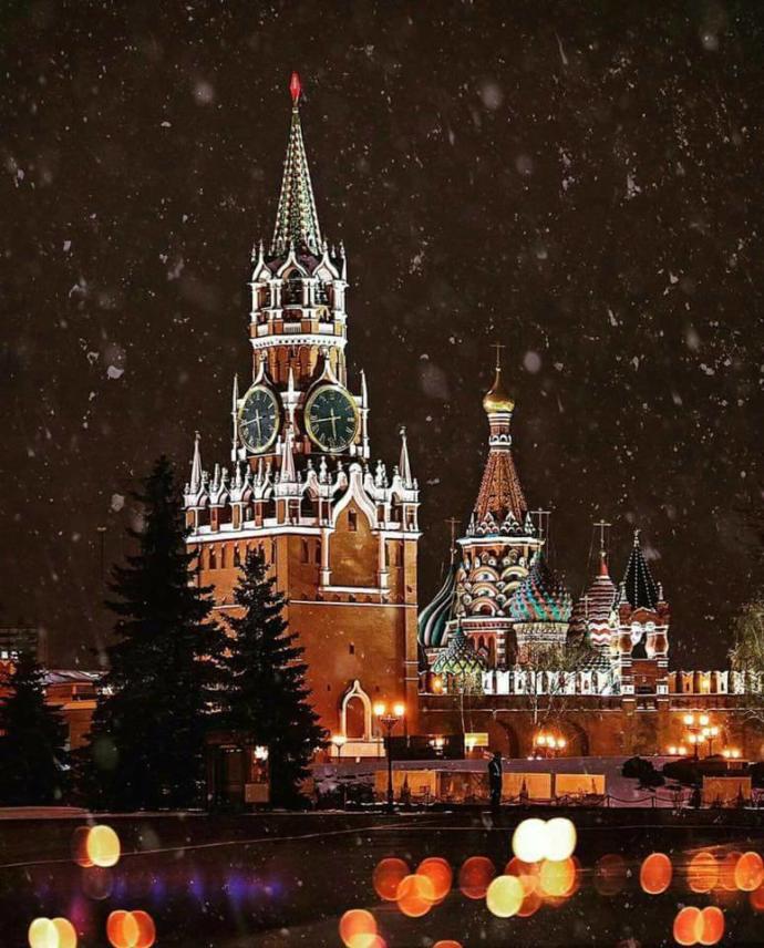 Petersburg mu;Moskova mı?Hangisini daha cok begeniyorsunuz?