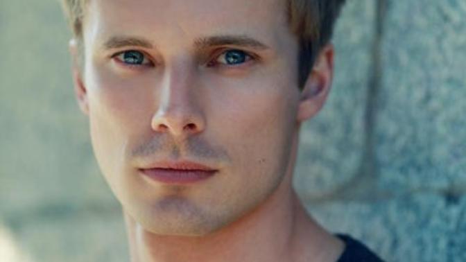 Sizce Bradley James Yakışıklı Mı Arkadaşlar?