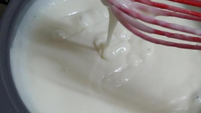 Gece gece kendimi süt kuymağı yaparken yakaladım (!) Biri beni durdursuunn 😱 ?