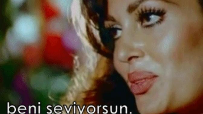 Kara gözlüm, deniz gözlüm, çimen gözlüm, ela gözlüm... hangisi seninki?