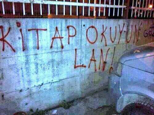 Kitap okur musun??