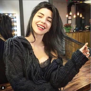 Merve boluğur vs gizem karaca?