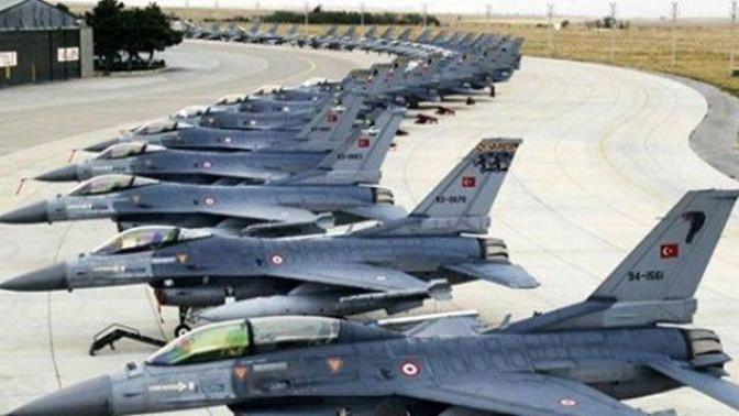 İstanbul'da askerı hava üssü  var mı varsa nerde?