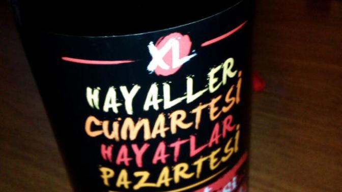 Hayaller cumartesi , hayatlar pazartesi sözüne katılıyor musunuz?