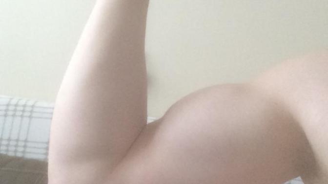 Bicepsim zayıf mı duruyor sizce?