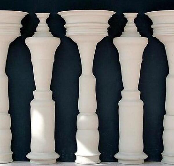 Bazılarını insan sanırsın aldanma; Aslında onlar sadece boşluktur ?