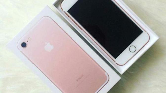 Yeni telefon aldım :) güzel mi bu telefon kullanan var mı?