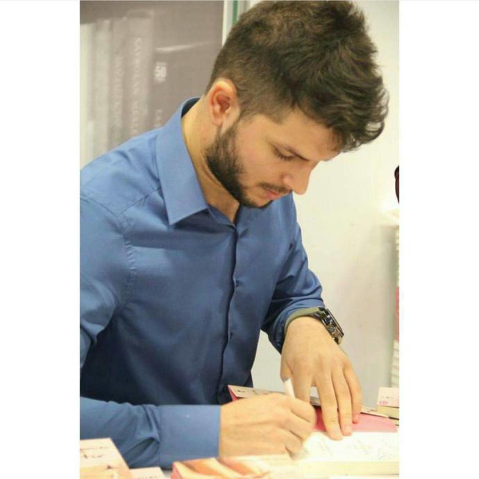 Miraç Çağrı Aktaş hakkında ne düşünüyorsunuz ? Kitaplarini nasıl buluyorsunuz ?