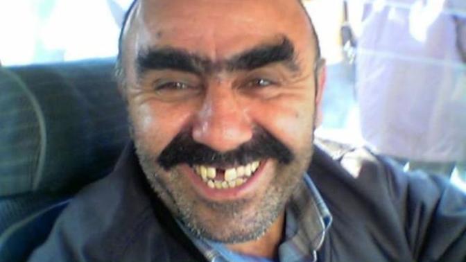 Bu Sitedeki erkekler neden Yakışıksız?