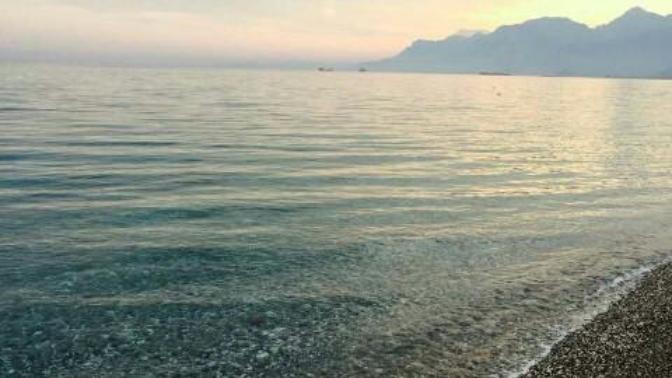  Nisan  ayında Antalya da denize girilir mii?