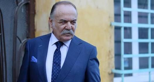 Türk dizi tarihinin en kaliteli mafya babası hangisi ?