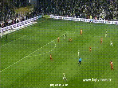 Erkekler, Alex mi,Sneijder mi?