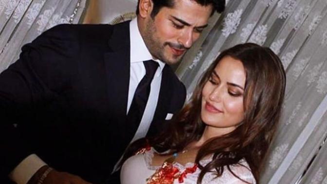 Bir de kız istemek mi kaldı dersiniz! Burak Özçivit‬, ‪Fahriye Evcen'i ailesinden istemeye gitti. Var mı kız istemeye karşı olan?