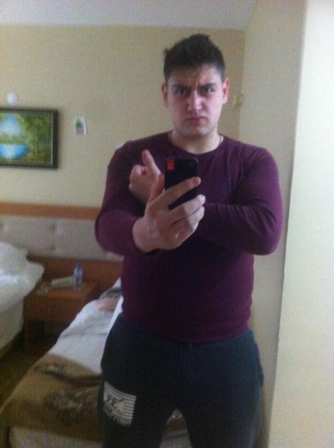 Ayı gibi yiyorum arkadaşlar kendime engel olamıyorum ne yapıcam ??