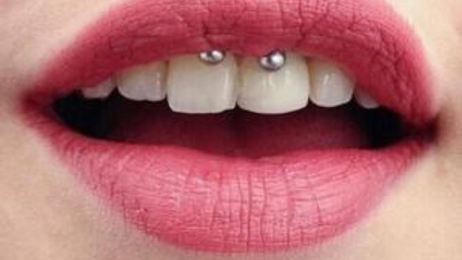 Smiley piercing yaptırıp gelse?