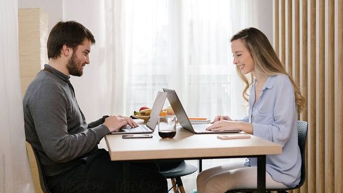 Evde bilgisayar kullanarak veya home ofis tarzı çalışarak nasıl para kazanılır?