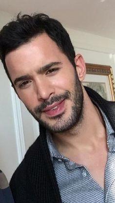 Barış arduç un nesi yakışıklı ?