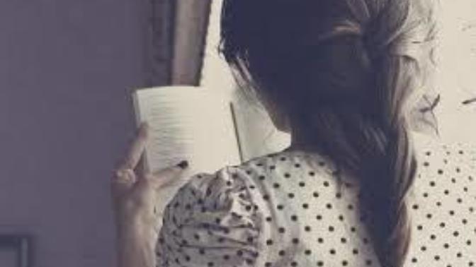 Kitap okuyan kız çekici midir, itici midir?